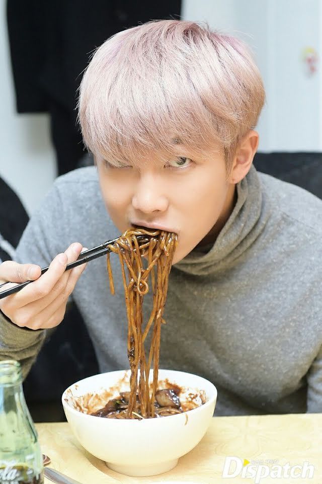 3 Artis K-Pop & Makanan Favoritnya?